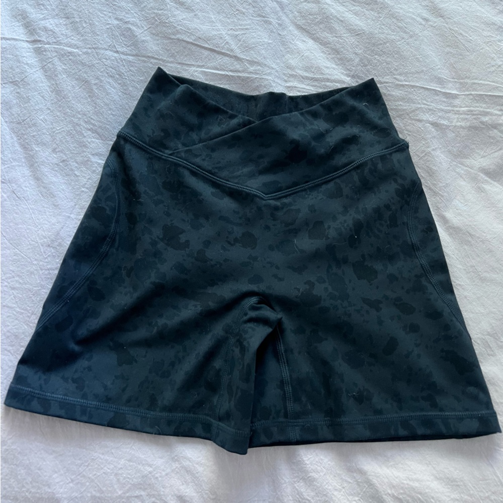 Alphalete blue shorts